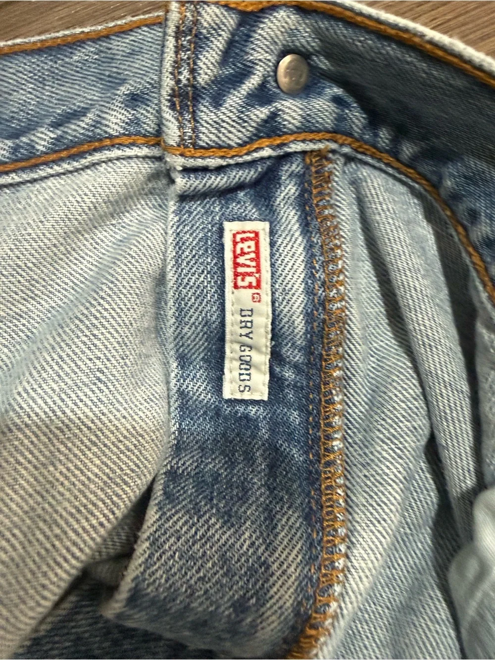 Vintage Levis 595 Baggy Straight Fit Jeans 40x30 Light Wash Denim